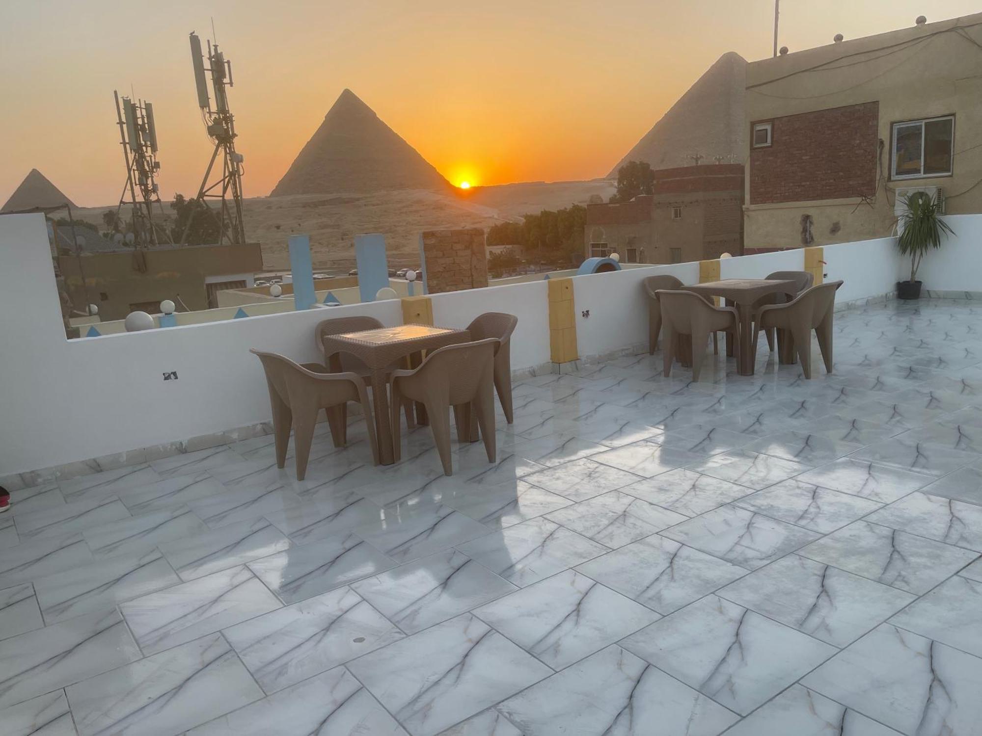 Basha Pyramids Inn Kafret el-Gabal Exteriör bild