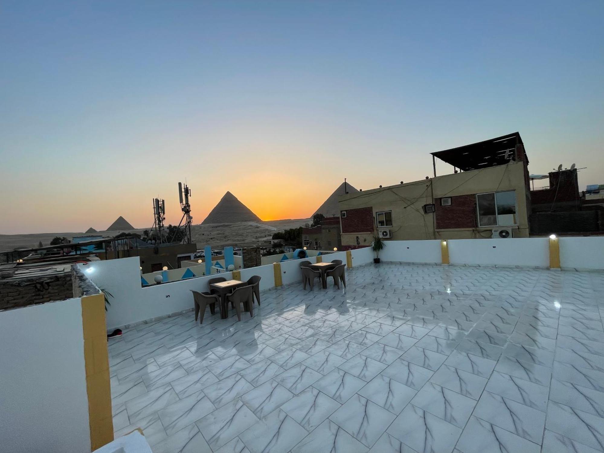 Basha Pyramids Inn Kafret el-Gabal Exteriör bild